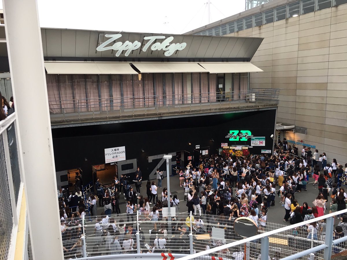 sdgaki's tweet photo. 一人参戦だったけど楽しかったです！
(外が明るいwww) https://t.co/U1CmgkbQGY