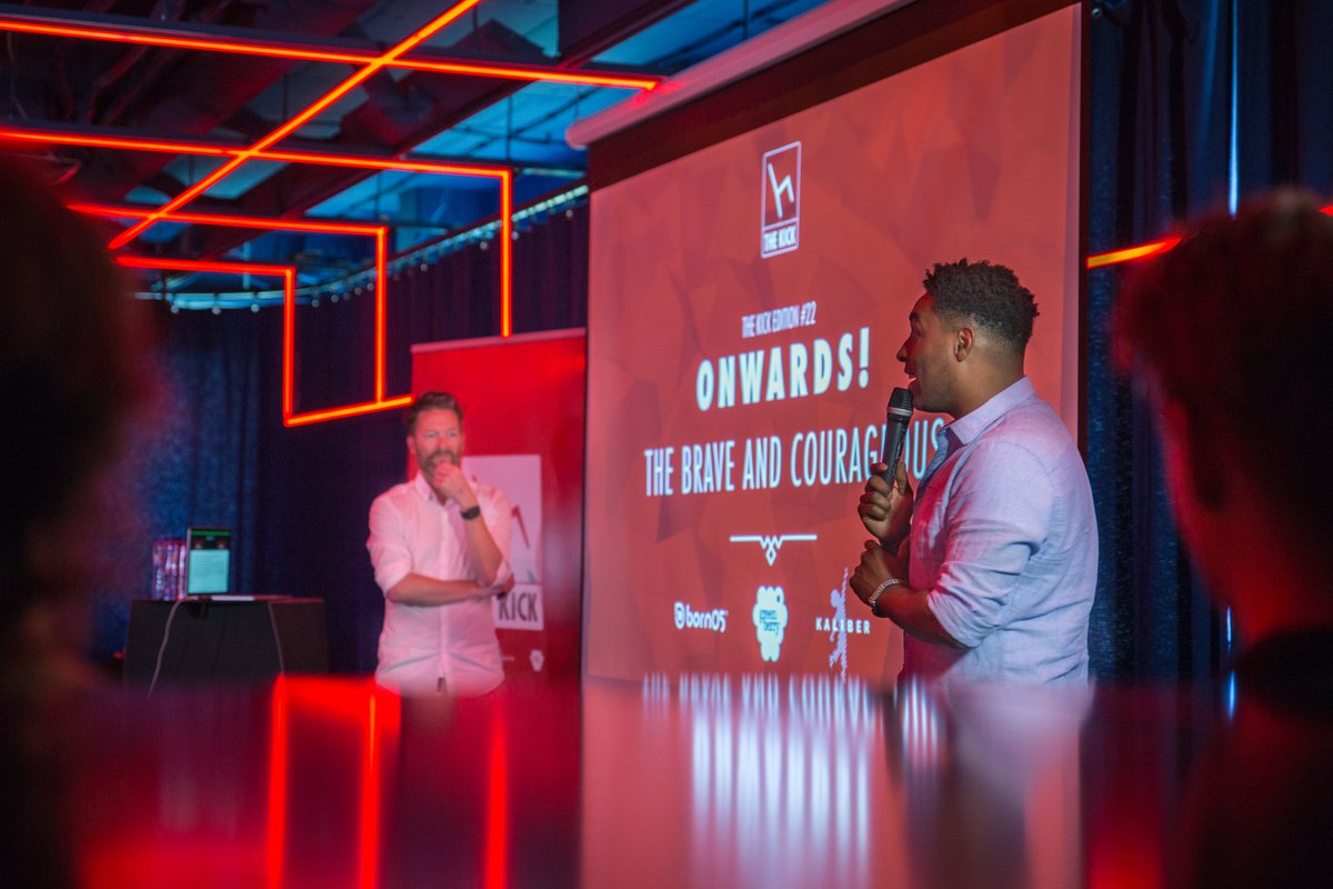 dotslashutrecht (@dotslashutrecht) on Twitter photo ./listen
Donderdag 7 juni vond <a href="/thekick030/">TheKick030</a> plaats bij ./. Vier sprekers uit het creatieve vakgebied met elk een presentatie van 10 minuten.
Kon je er niet bij zijn? Luisten nu de podcast terug.
soundcloud.com/thekickutrecht…
#dotslashutrecht #TheKick ./listen
Donderdag 7 juni vond <a href="/thekick030/">TheKick030</a> plaats bij ./. Vier sprekers uit het creatieve vakgebied met elk een presentatie van 10 minuten.
Kon je er niet bij zijn? Luisten nu de podcast terug.
soundcloud.com/thekickutrecht…
#dotslashutrecht #TheKick