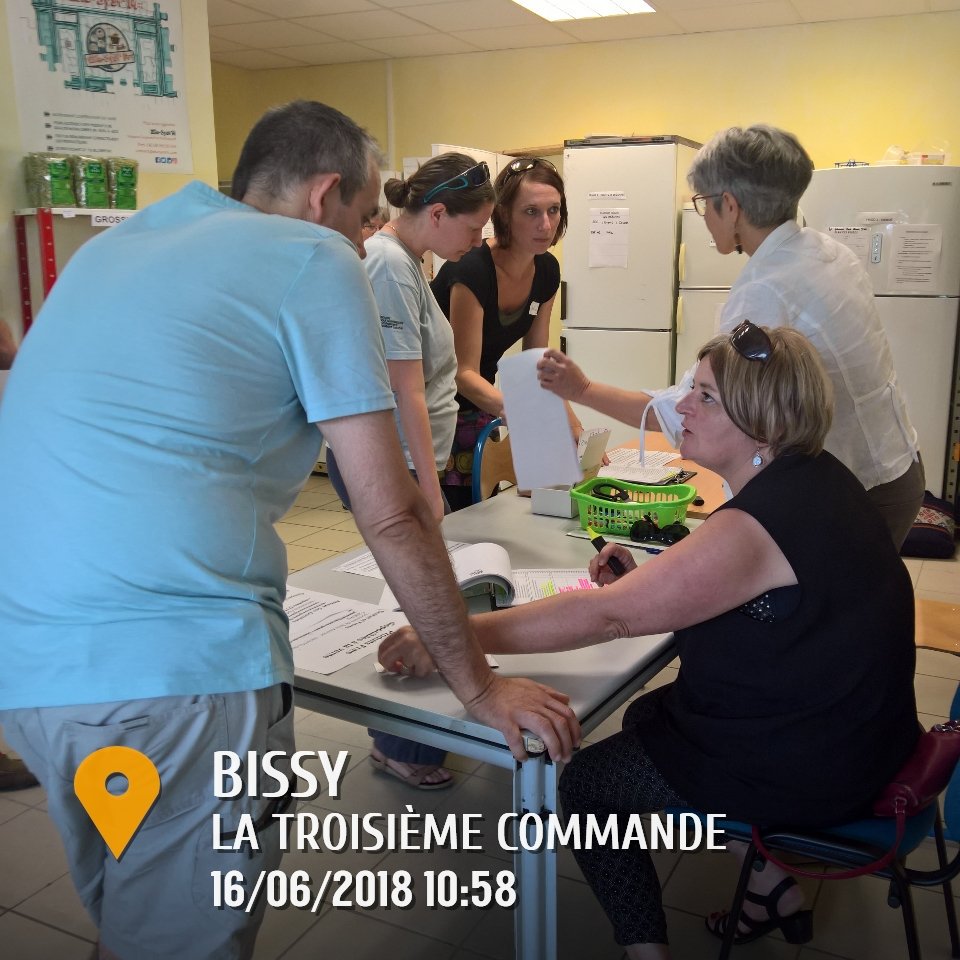 Des gens, des gens, des gens ; au fond qu'y a-t-il d'autre qui soit vivant et nous touche