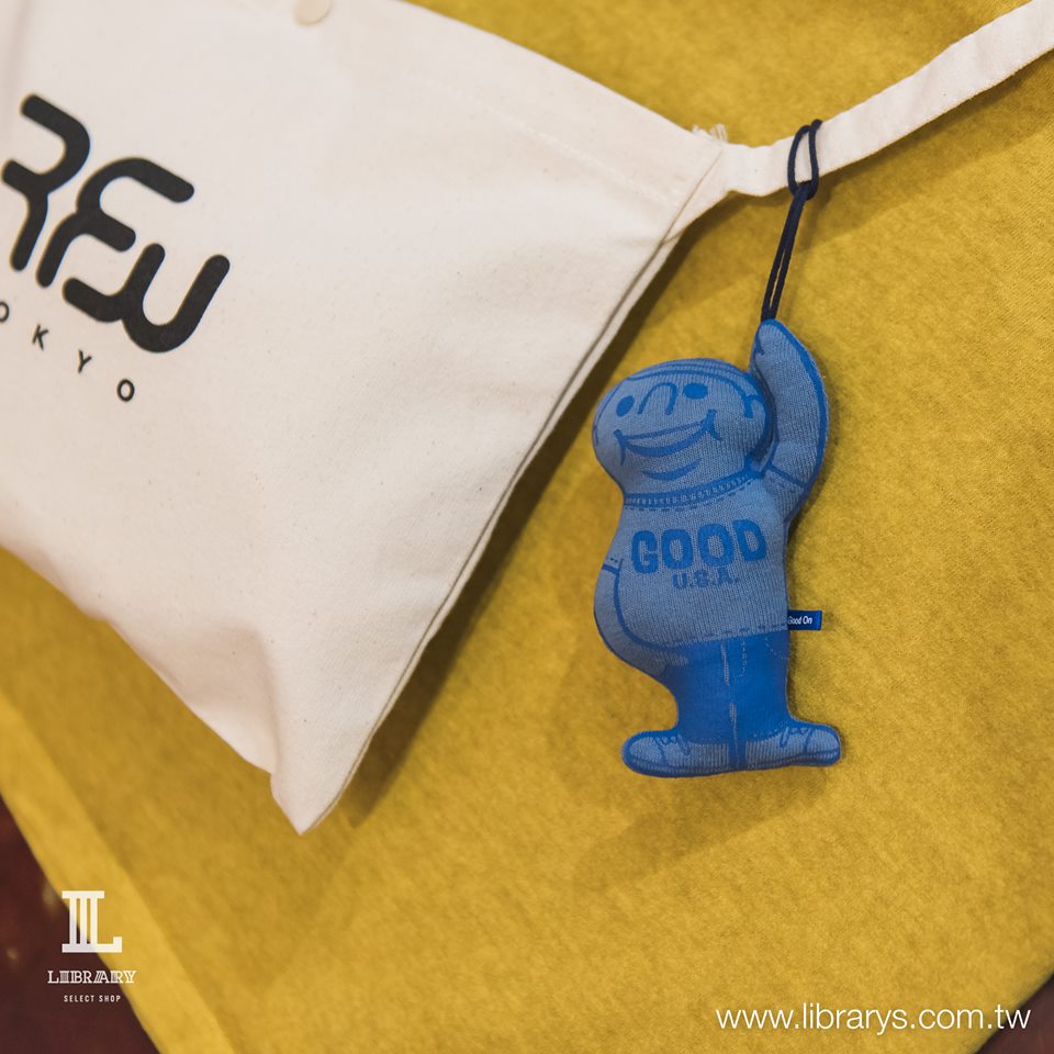 LIBRARYTAIWAN's tweet photo. 日本來的Good On Boy🙋‍♂️
日本製的 RFW 厚底短靴🤘🏻
無可挑剔的🇯🇵質感 來LIBRARY一次滿足
Good on taiwan / RFW Rhythm Footwear

▍LIBRARY 線上購買 ▍
GOOD ON ➟ https://t.co/mb9UEKXmy8
鞋 ➟ https://t.co/EQ3QzPGyaZ
@LIBRARYTAIWAN @RFW_TOKYO https://t.co/EUwraNkcAK