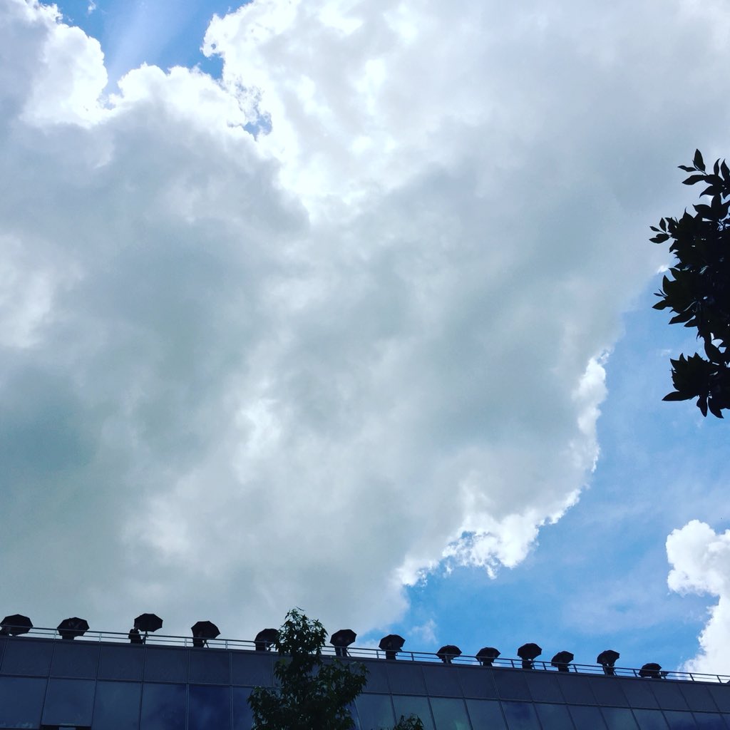 f_marquet's tweet photo. 15 juin 2018, une journée remplie de belles histoires. La vie à Bayard est une vie d’émotion(s) et de bienveillance(s) #openbayard @Bayard https://t.co/7n2KtXKuO8