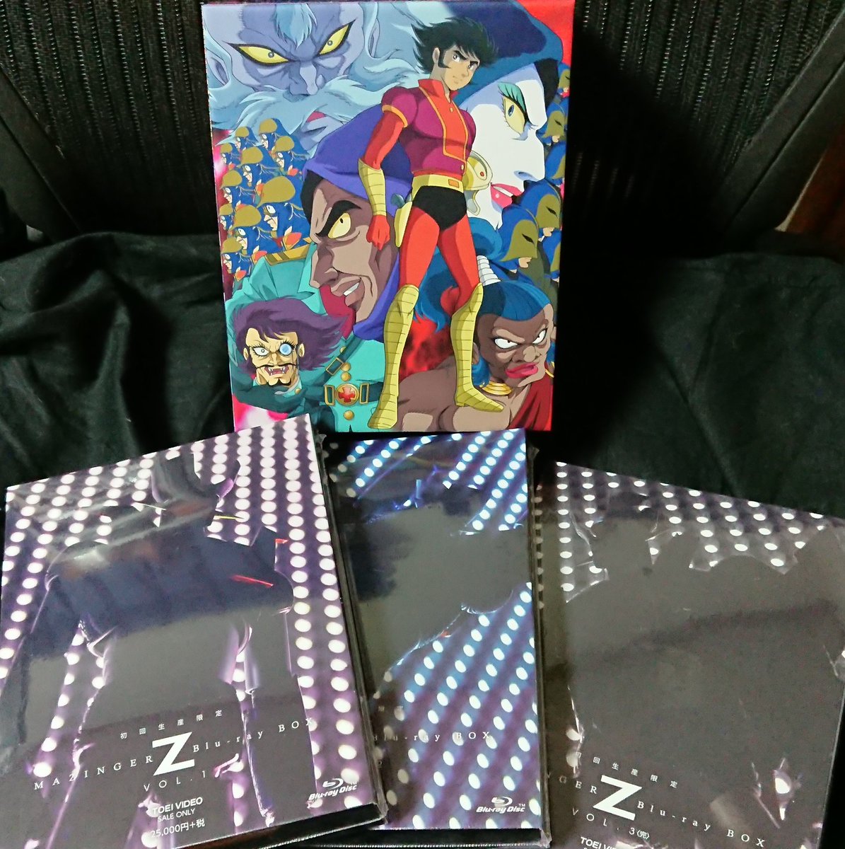 送料無料/新品】 マジンガーZ Blu-ray BOX VOL.1-2-3巻セット〈初回