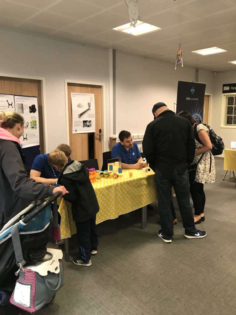 CHulme1987's tweet image. Get yourself down to see the @VEKA_plc team @BurnleyCollege #sciencefair lots to do and see, including #titantherobot