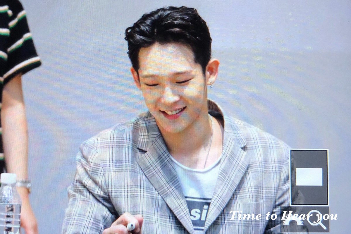TimetoHearyou's tweet photo. 180616 South Club ‘20’ 팬싸인회 in 목동
#남태현 #NAMTAEHYUN #SouthClub 
@South_Club_Real @asksouthclub https://t.co/RwZFSkmE7T