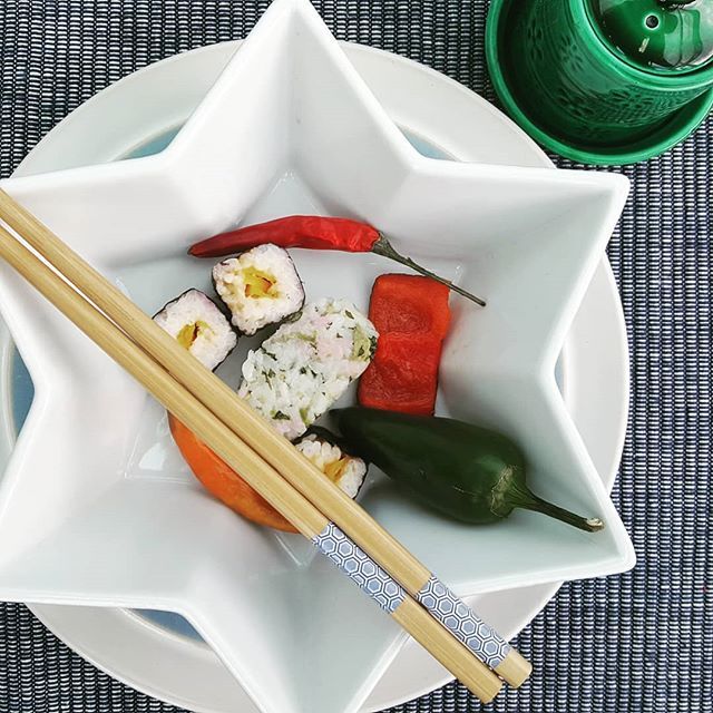 CWFoods's tweet photo. Vegan sushi with pickled carrot and cucumber. Recipe from Brand New Vegan. Ingredients from Canterbury Wholefoods!
#kentvegan #eatrealfood
#simplesupper #realfooddaily
#wholefoodstore #shoplocally https://t.co/ak9vjINUGi https://t.co/dH8XlnnJZH