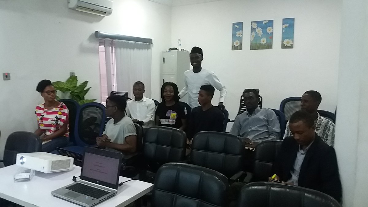 chiamakaikeanyi's tweet image. Writing Masterclass 
#devcwritersmasterclass