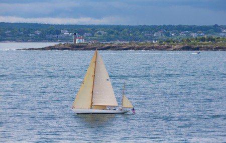 Dorade1929's tweet photo. Dorade at the start of the Newport Bermuda Race. The team is currently 97 miles into the race. Photos by Sharon Green https://t.co/B5VTPVYGoq https://t.co/nJBmpuERsx