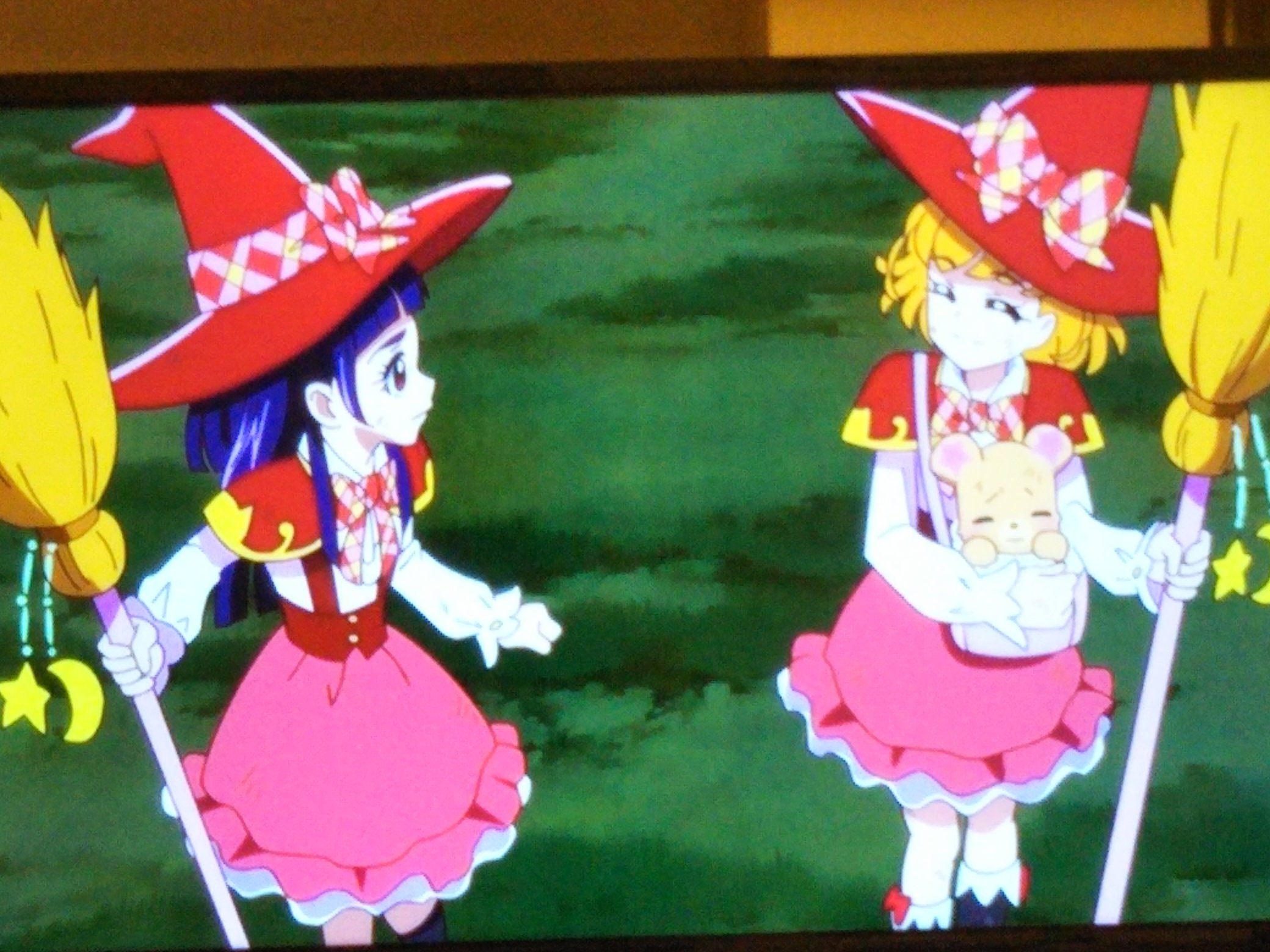 ルーラ エメラルド フクルン 魔法学校の制服可愛すぎやしませんかね 魔法つかいプリキュア T Co Ac0evyhotd Twitter
