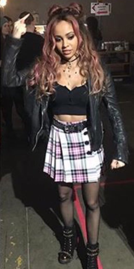 vanessamsource's tweet image. 