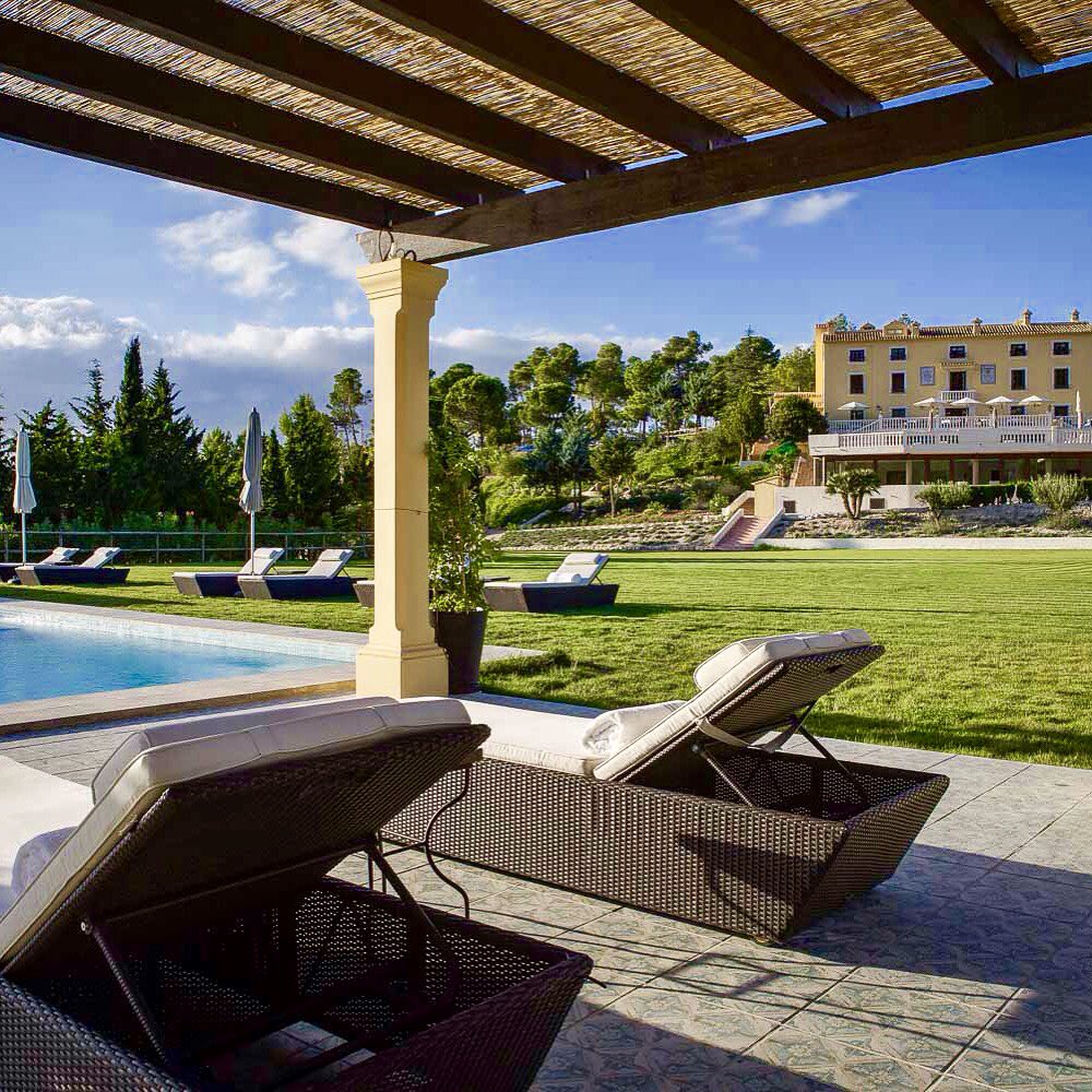 hotelescondida's tweet photo. After the World Cup a holiday must be on the cards!😉 stay 3 nights with us and receive 5!😳 a great offer...relax, recharge and unwind😎 see our reviews on tripadvisor😊 call 0034965513046 https://t.co/YBmwucu7ju