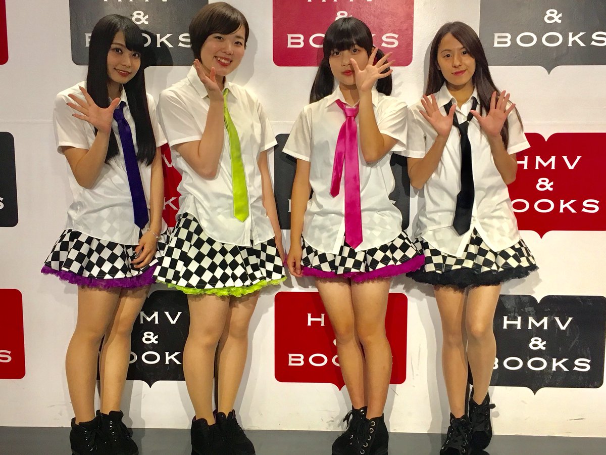 Hmv Books Hakata Monecco5 熊本は天草のご当地アイドル Monecco5 4thシングル キミを待ってる リリースイベントは終了致しました 発売は8 21 まだまだリリイベで各地に参りますのでスケジュールを是非チェック 博多にまた是非来てください