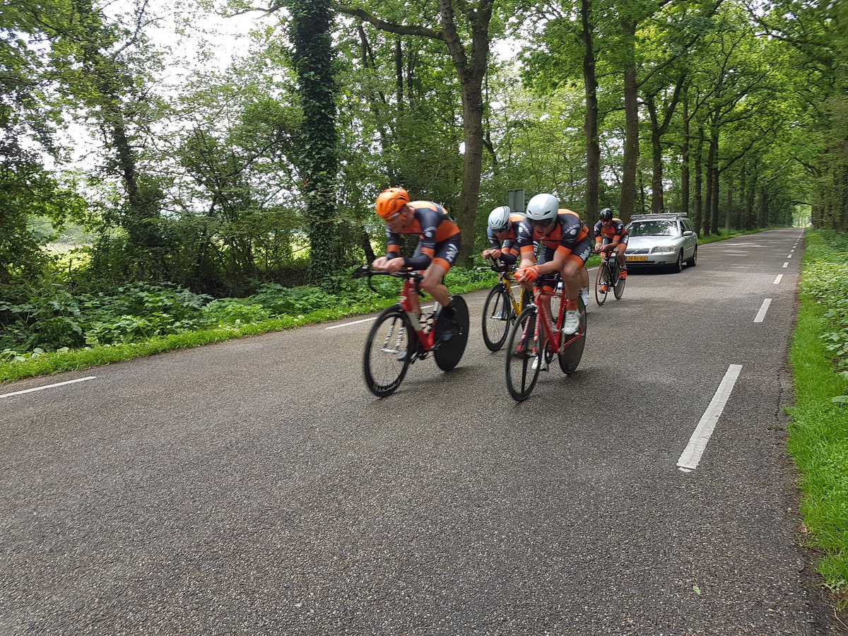 Wielerweekend Roden, thuiswedstrijd voor de ploegen