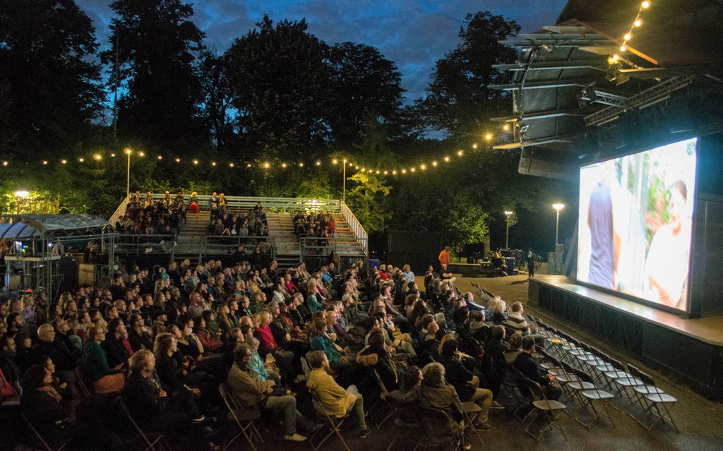Go see the world at World Cinema Amsterdam in the Open Air! Attend the event here: buff.ly/2sXmx5M