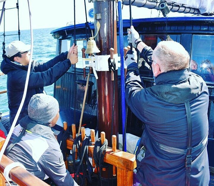 Blk_Rose's tweet photo. Work, work...team work makes the work ❤. HH #aegircollection ❤ .
.
.
.
.
.
#LungiSails #AISEtraining #sailors #sailorgirl #hoistingthesail #balticsea #deutschland🇩🇪 #hhdemoteam #feelalive https://t.co/AL6SIvmOB5