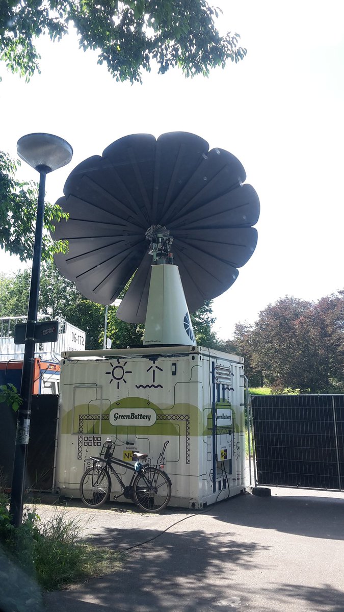 productiedorp van <a href="/mysticgarden/">Mystic Garden Party</a> draait trouwens al de hele week #fossielvrij