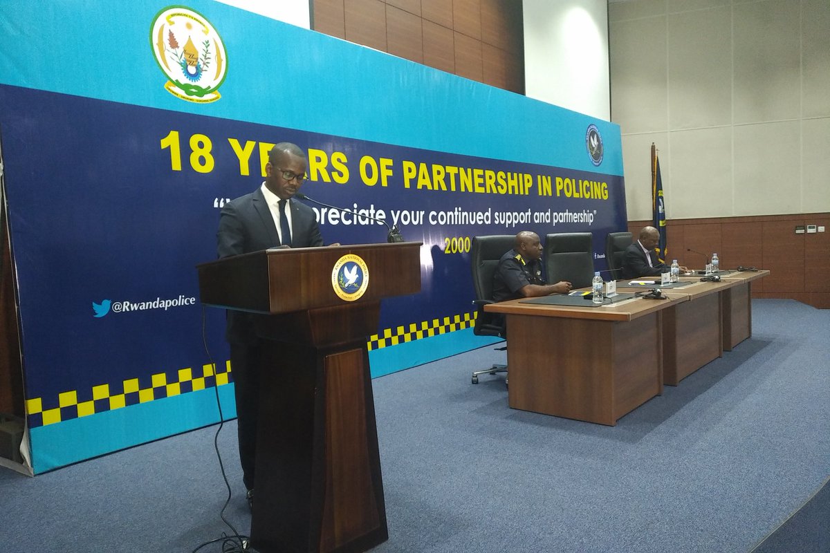 Rwandapolice's tweet photo. State Minister @EvodeU, thanks #RNP men and women for their dedicated work to make people in #Rwanda safe.
Through concerted Police-Public partnerships, #Rwanda will be able to achieve a crime-free society. #PoliceWeek18 https://t.co/JRN4DRkWPM