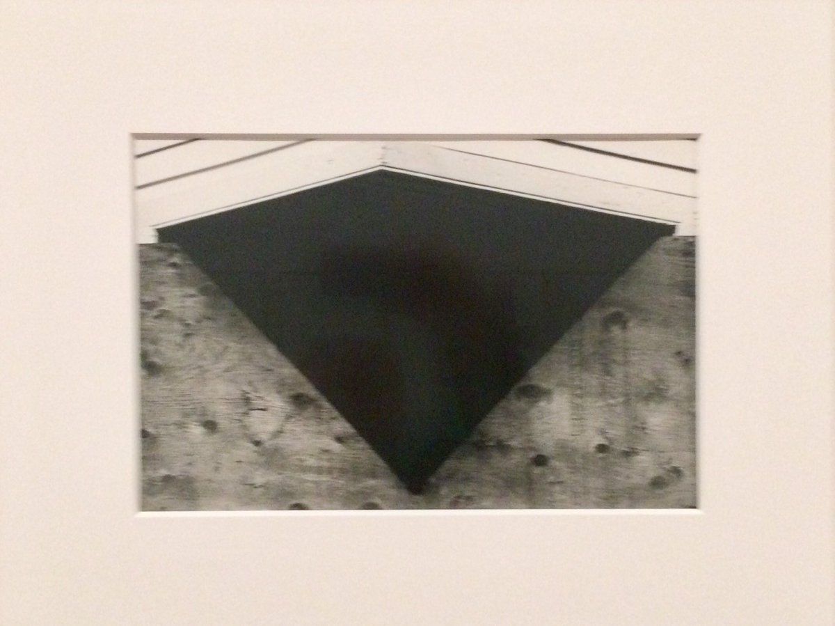 jeffersonsmitha's tweet image. Ellsworth Kelly - Doorway Shadow 1977