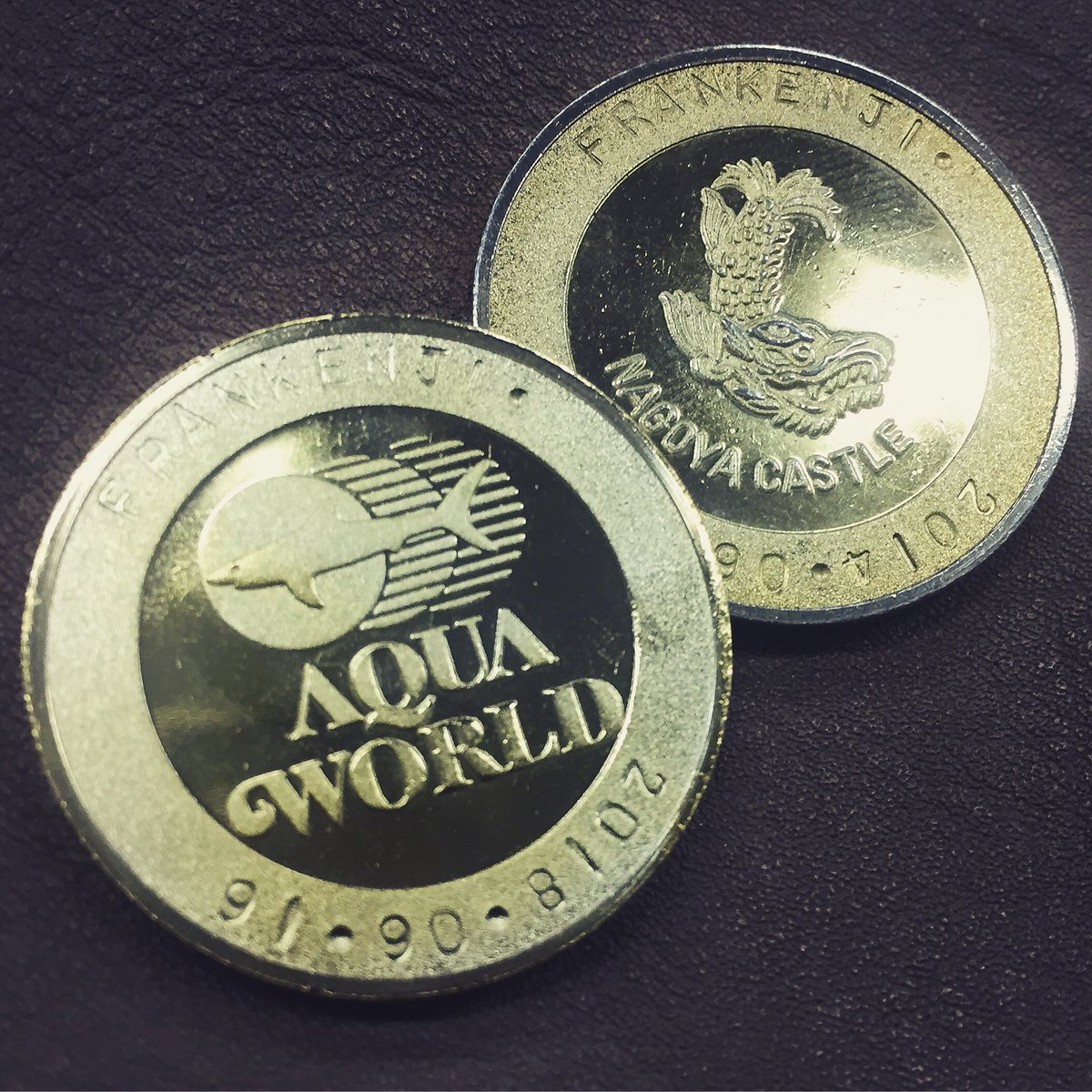 Frankenji 水族館楽しかったー 昔名古屋城で作ったコイン作る機械と同じやつあったんで こっちでも作ってみちゃった 日付と名前印字できるからいい記念だ そして帰り道に スポッチャみたいな施設発見してはしゃぎまくったせいで筋肉が死んだ Frankenji 水族館楽しかったー 昔名古屋城で作ったコイン作る機械と同じやつあったんで こっちでも作ってみちゃった 日付と名前印字できるからいい記念だ そして帰り道に スポッチャみたいな施設発見してはしゃぎまくったせいで筋肉が死んだ