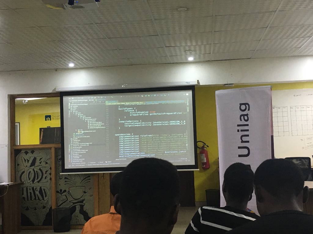 gdgoc_unilag's tweet image. Practical session on Android WorkManager 👨🏾‍💻👨🏾‍💻 @moyheen #io18Extended