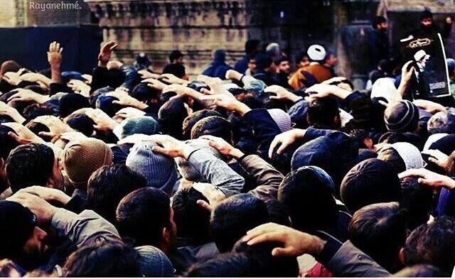 وأتمم نعمتك بتقديمك إيّاه أمامنا...

#يا_وعد_الله
#اللهم_عجل_لوليك_الفرج  
#دعاء_الندبة 
#عيد_الفطر