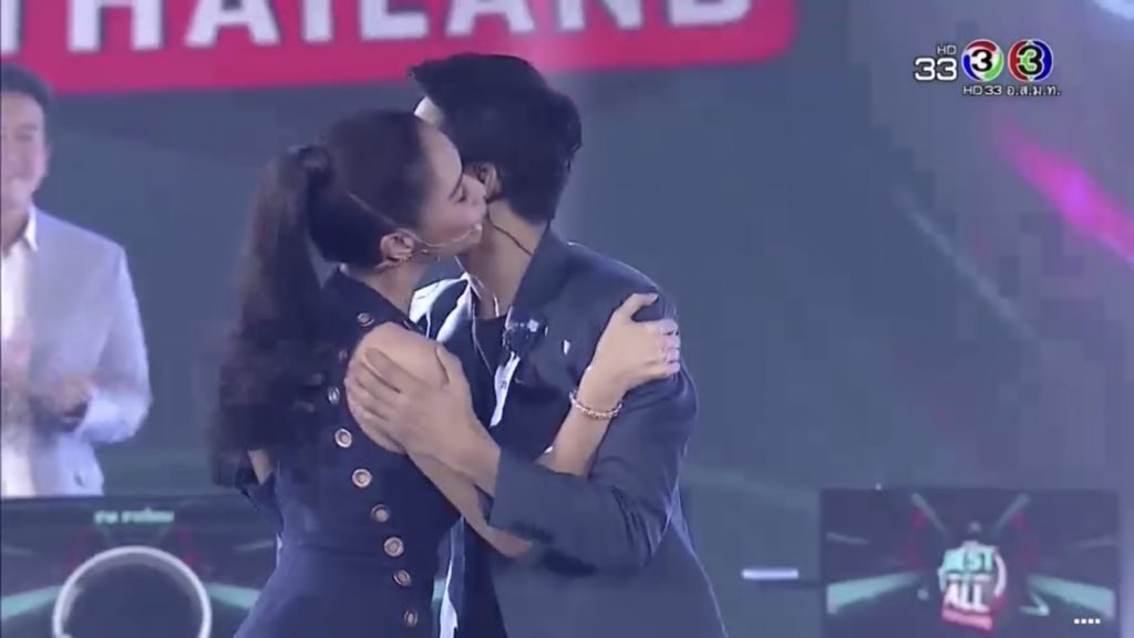 hskxvn_'s tweet photo. “เธอไม่มีพลอยเฌอมาลย์เป็นของตัวเองสินะ”

#chermarn #นุอยากได้พี่จริงๆนะ #TheBestofAll #Thebestofallthailand https://t.co/1oK0ckgmcx