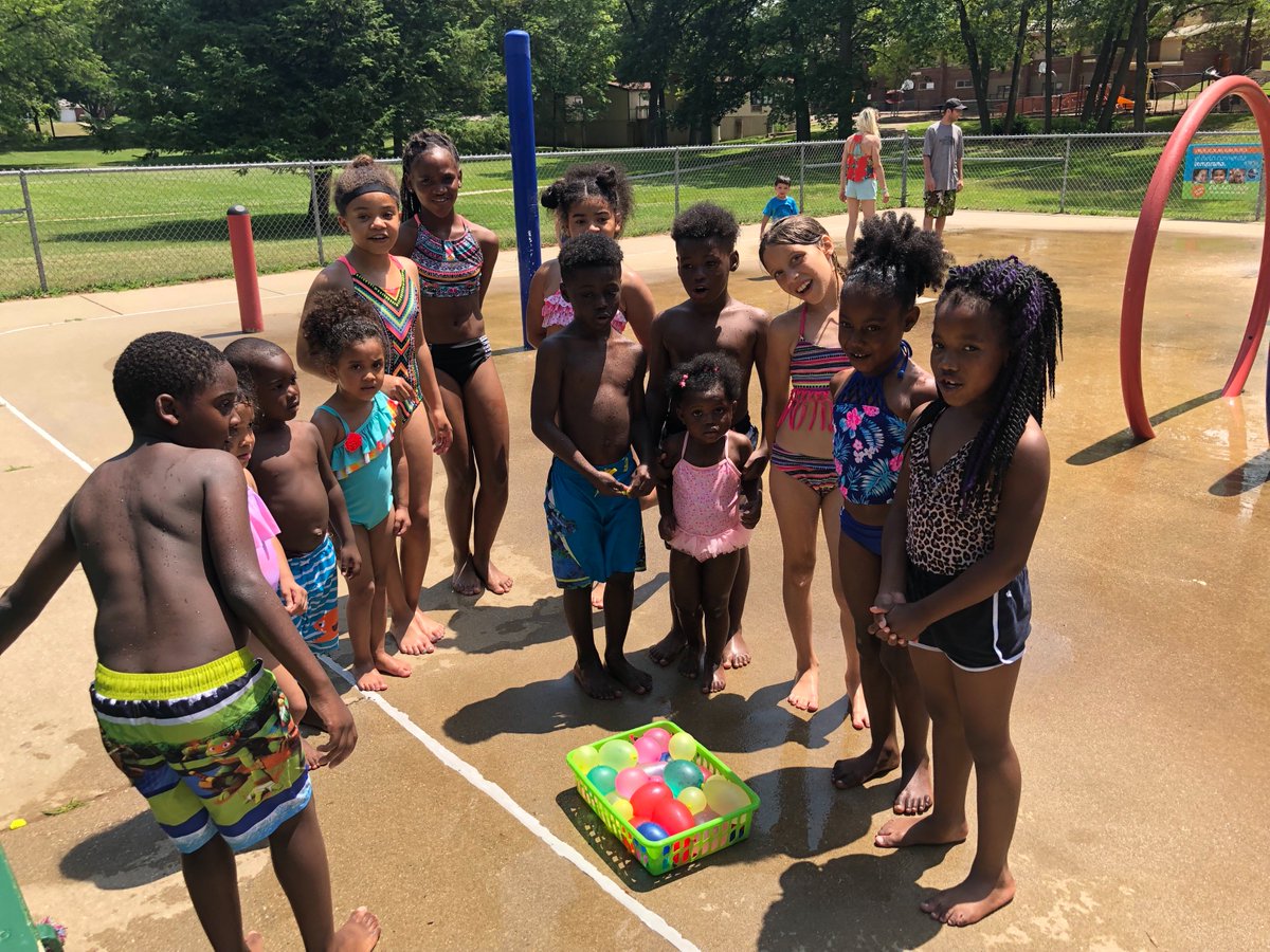 grsummerproject's tweet photo. #GRsummerProject playing in splash pads supporting Team Safety and The Keep Kids Safe Drive! A fun colloborative challenge , working together to fill 30 water balloons without tools or a faucet! Solution focused , they delivered! #designthinking #teamwork https://t.co/ynwos7XPcL