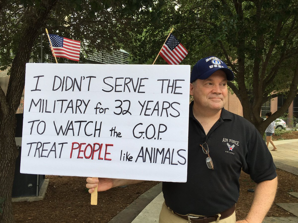 Dg-CkCNVQAAozod?format=jpg&name=medium