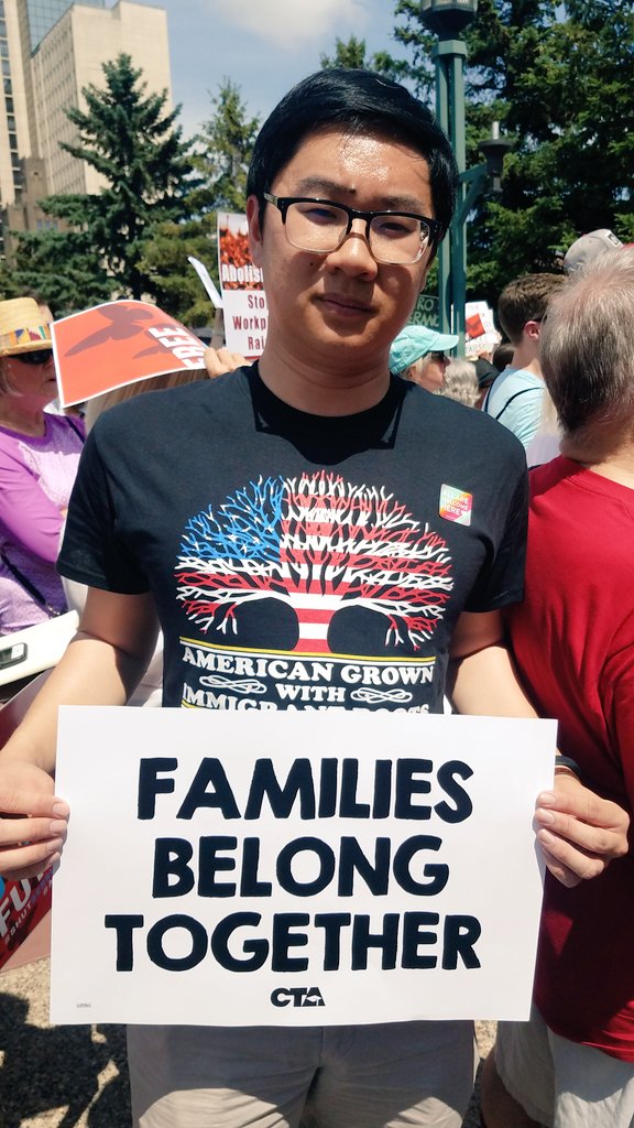 ChangOurWorld's tweet photo. #FamilesBelongTogether in Minneapolis ✊
#EndFamilyDetention #EndFamilySeparation #NEARA18 #EdJustice2018 #WeAreCTA #CTAinMN @NEAToday @WeAreCTA #RiseUp #RiseUpTogether #FreeOurFuture https://t.co/GCs5Fc9rw6