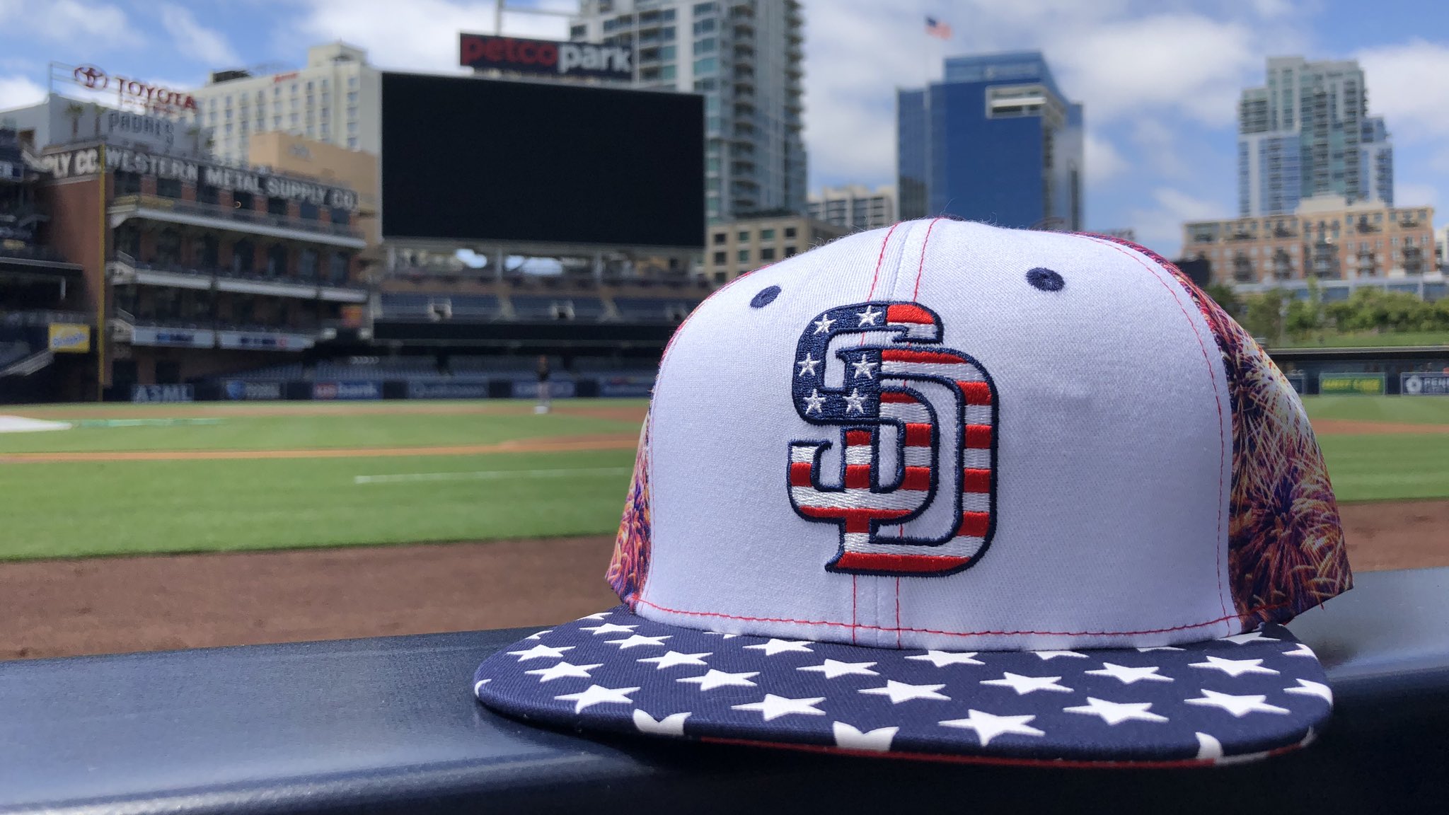 San Diego Padres on X: Stars ⭐️ Stripes 🇺🇸 San Diego 🎇 RETWEET to enter  for a chance to win this Padres-themed 4th of July hat 👇   / X