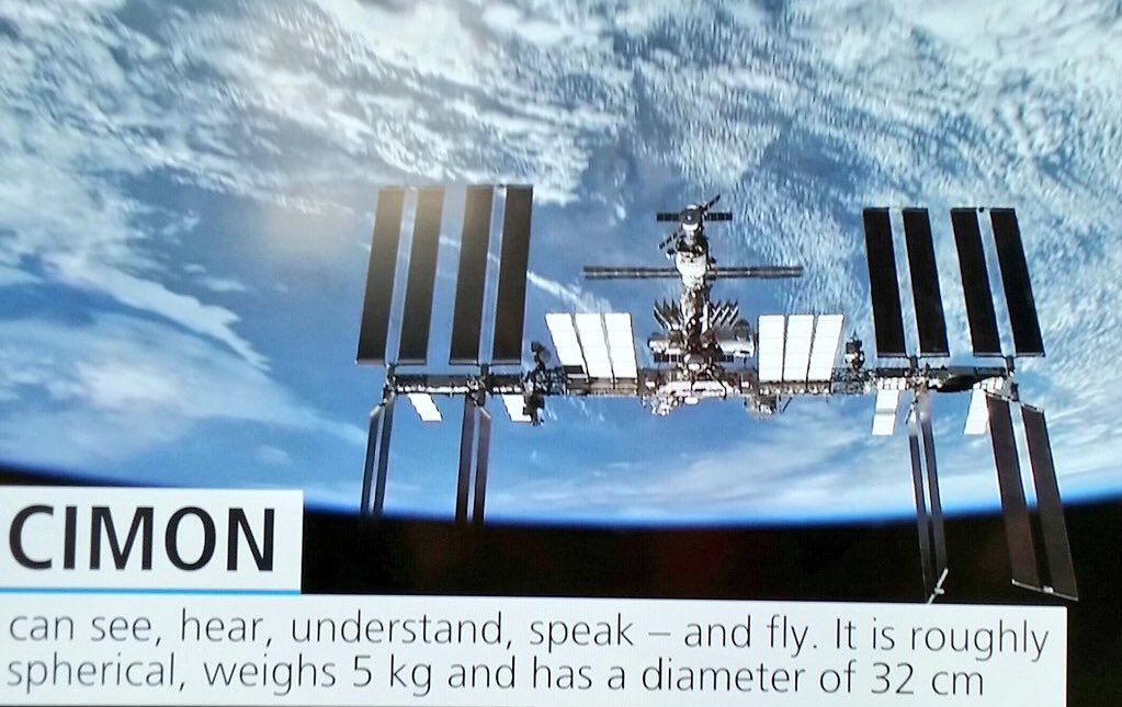 first robot with artificial intelligence to fly in space