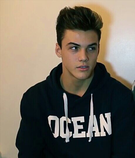 hanshornetshoe's tweet photo. Y’all I know this might be late but anyone wanna explain to me what #GraysonDolanIsOverParty is??? Like some say it was a prank and some people are coming at Grayson’s neck for no reason??? https://t.co/samCYqZGjK