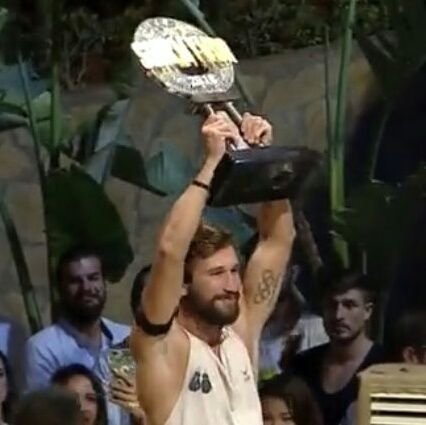 Acunpey's tweet photo. Bunu buraya koyuyorum siz zaten gerekeni yaparsınız hayalimiz gerçek oldu be
#survivor #SurvivorFinal #survivor2018 #Akfc #Ademkilicci https://t.co/Bi6jRNuWNR