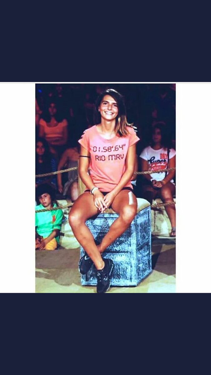Feyz678's tweet photo. Sponsor desteği olmadan
Kendini acındırmadan 
Ağlamadan
Finalist koltuğuna oturmuş tek kadın finalist 💪🏼

#Survivor2018 #MerveAydın https://t.co/aVKLe98hYC