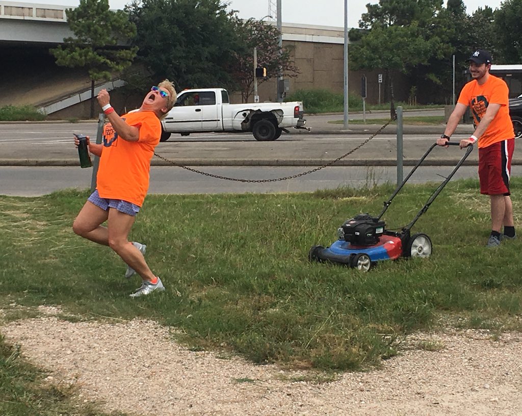 dapoofinator's tweet photo. Trying to mow down his youth leader. #servicedayproblems #ELCAG2018 #ThisChangesEverything #wellalmost #MessiahROC https://t.co/Ipq3D3upGc