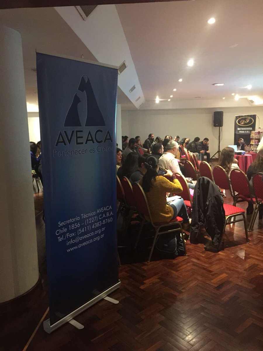 aveaca's tweet photo. 1º Etapa de la Gira AVEACA Mars en Salta. Con las presentaciones de las Dras Snitcofsky y Visintini, presentadas por la sDra Silvina Muñiz presidente de AVEACA y Dra Fernanda Serralta Representante de Mars @marspetcare https://t.co/C4kZZh2VoM