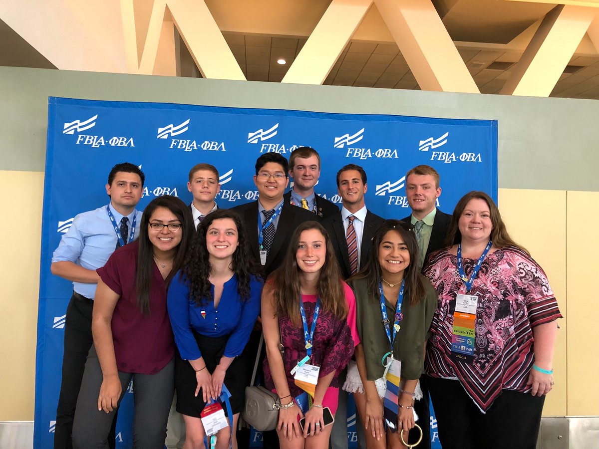 FWISD_CTE's tweet photo. Paschal High School students and their CTE Teachers/FBLA Advisors are proudly representing #FortWorth_ISD in the competitions at FBLA National Leadership Conference in Baltimore! Hear our cheers! Go team Paschal!
#PaschalHigh #Texas_FBLA #CTEWorks #CTSO https://t.co/5E71QKZVFR
