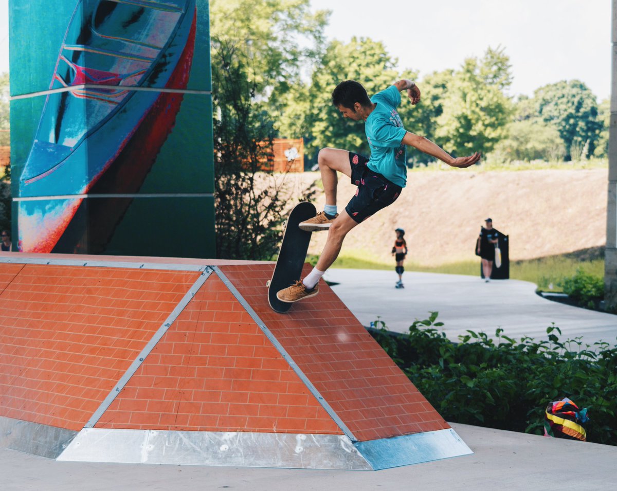 thebentway's tweet photo. 📸: #CITE Opening Weekend

No matter the season, there's always fun to be found at #TOBentway: https://t.co/2jEaYpGUJP

#SkateBentway #BuildforBokma https://t.co/5kgmm17mXe