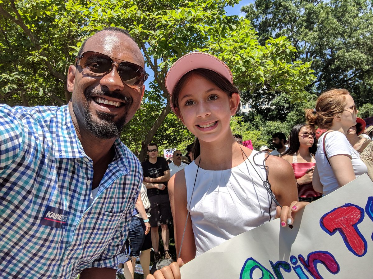Tanner4Va's tweet photo. I am so proud of Olivia! She spoke in front of almost 50k people and said that kids belong with their parents and not in jail. Thank you for being so courageous, inspiring, and amazing. I can't wait for your next speech! #FamiliesBelongTogetherMarch https://t.co/XYppLTCpOW