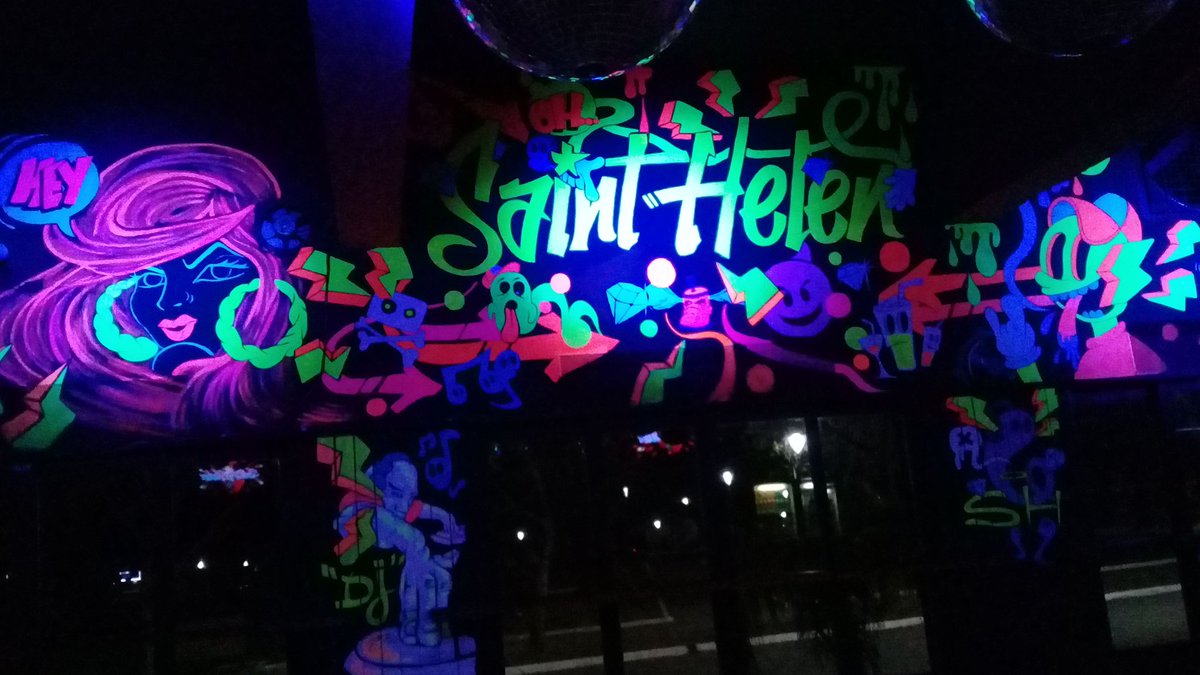 sainthelenlpe's tweet image. Hoy #ModoBar entrada  libre 
Precios de LoCoS 👅💣💥