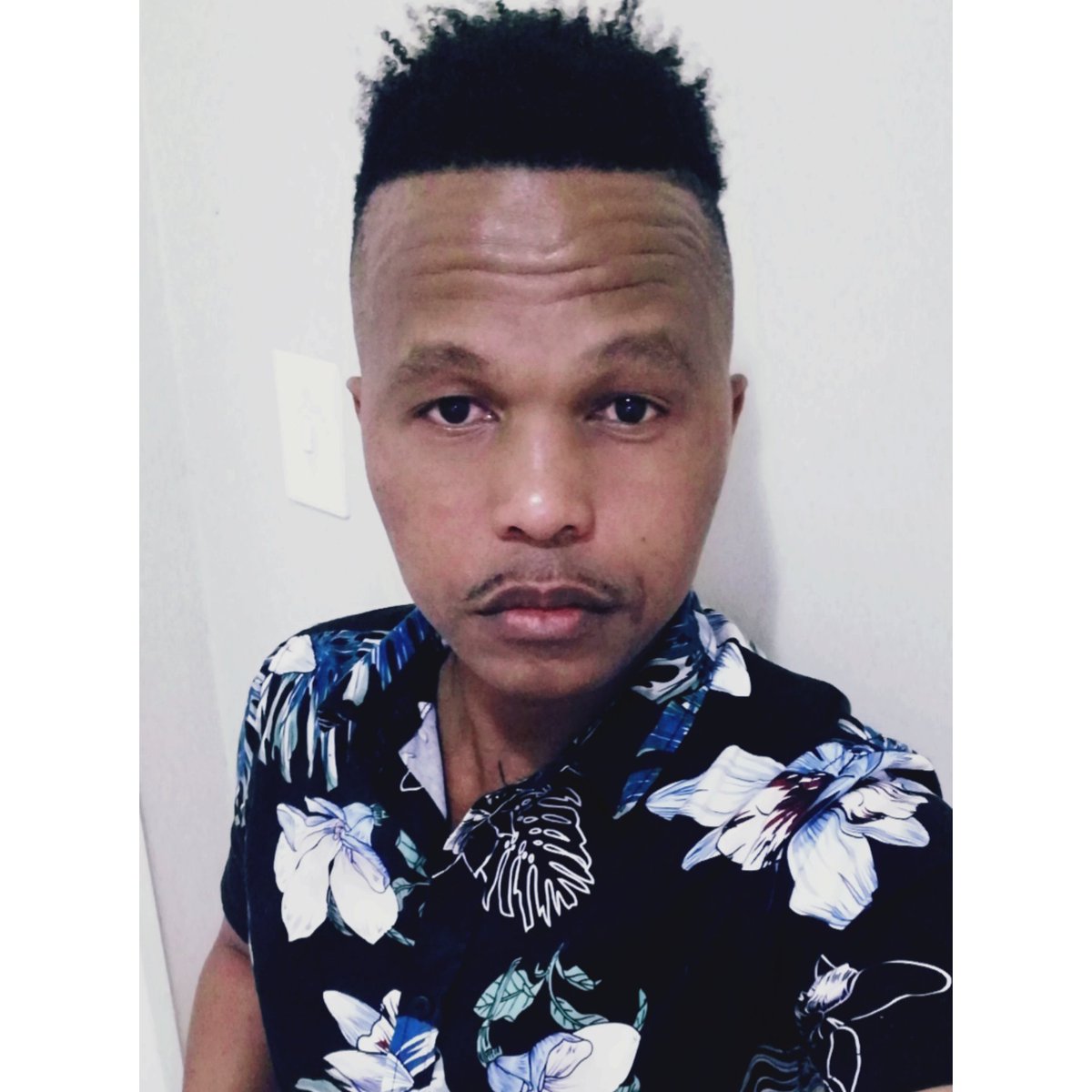 Sikhonathi90's tweet photo. #NewProfilePic https://t.co/5Pmsdh57tM