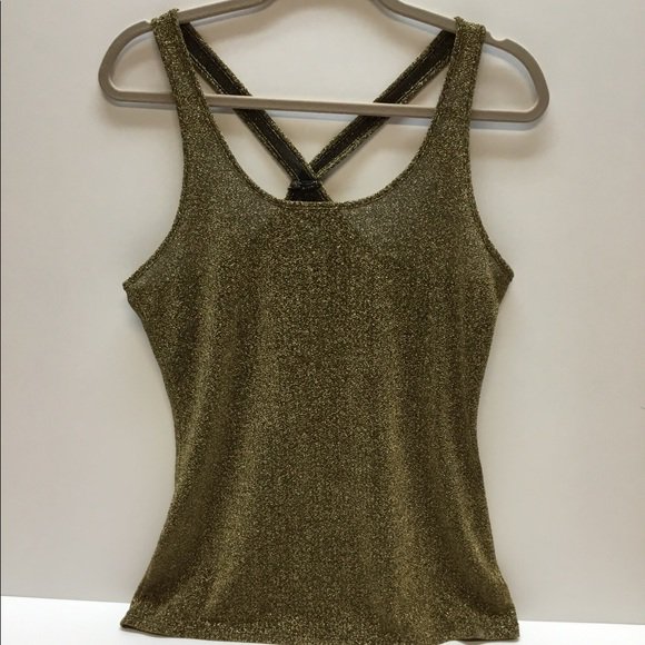 MariaElaina9's tweet photo. So good I had to share! Check out all the items I'm loving on @Poshmarkapp #poshmark #fashion #style #shopmycloset #americaneagleoutfitters #threads4thought #express: https://t.co/dqZOvo1rdb https://t.co/A2cyQseev0
