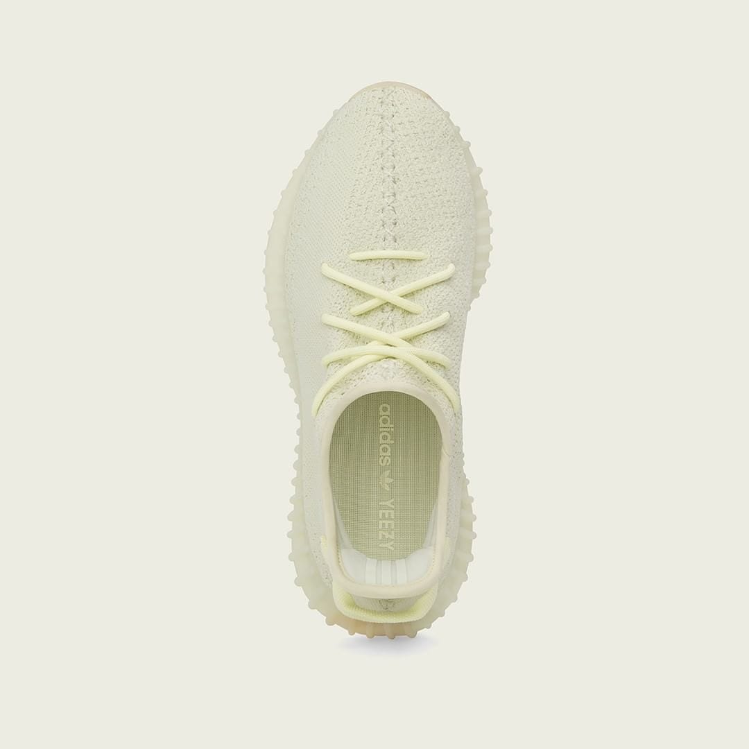 senayancity's tweet photo. Only one day to go! YEEZY BOOST 350 V2 BUTTER for IDR 3,599,000

#Yeezy350V2 AVAILABLE 30 JUNE 2018 at @ourdailydoseid Senayan City, 3rd floor

T&amp;C Apply. Go check @ourdailydoseid to find out more!

#OurDailyDoseID #adidasIndonesia #YeezyButter #SCKicks #SenayanCity https://t.co/NUe98YKNU1