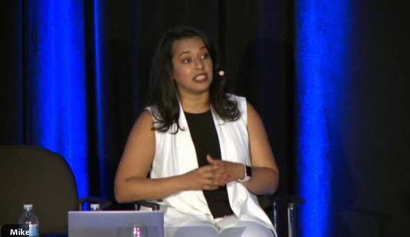 MedscapeCME's tweet photo. @AmaalStarling : Shared decision making is essential when communicating potential treatment options with migraine sufferers; patient treatment preferences have a significant effect on which treatments may be more effective. #AHS2018 https://t.co/VLx4xUn2IU