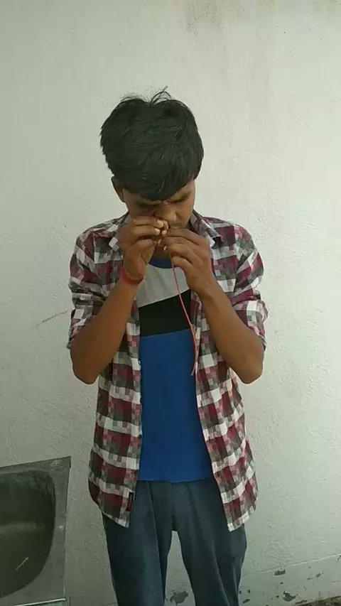 143Mr_unique's tweet photo. dekhiye is ladke ka Kamaal....... https://t.co/UWyrXrYzaj https://t.co/T0p7Vuck9s