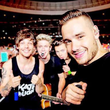 STATSAWARDS's tweet photo. GOAL 1 // Do NOT reply in threads because it takes longer to hit the goal

• RTS: 1000
• REPLIES: 500
• TIME: 2 MIN

As soon as you hit the goal, I’ll tweet another

#TeenChoice #ChoiceFandom #Directioners @onedirection https://t.co/3RxKGjwSoF