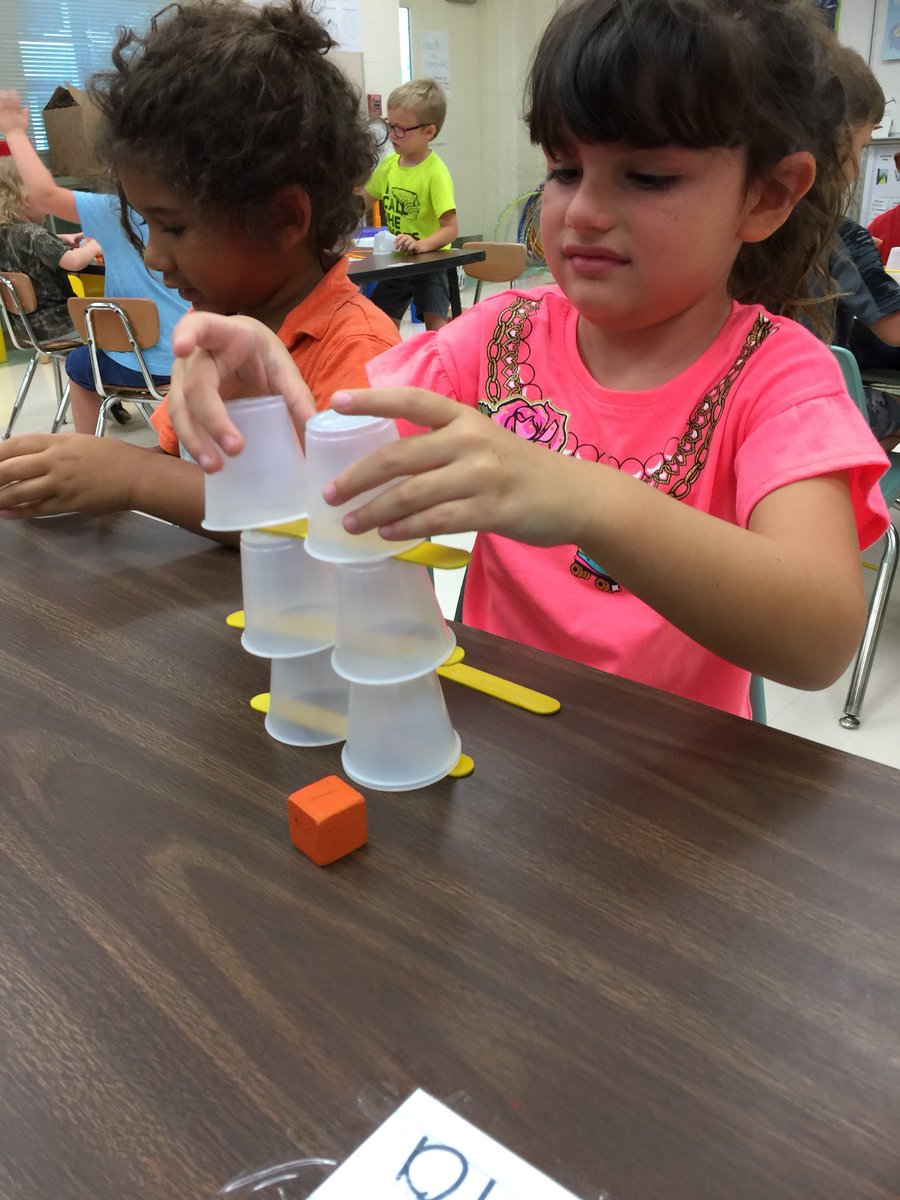 crnjrdn's tweet image. PreK engineers in action @vcsvpk #vcssummer #STEM