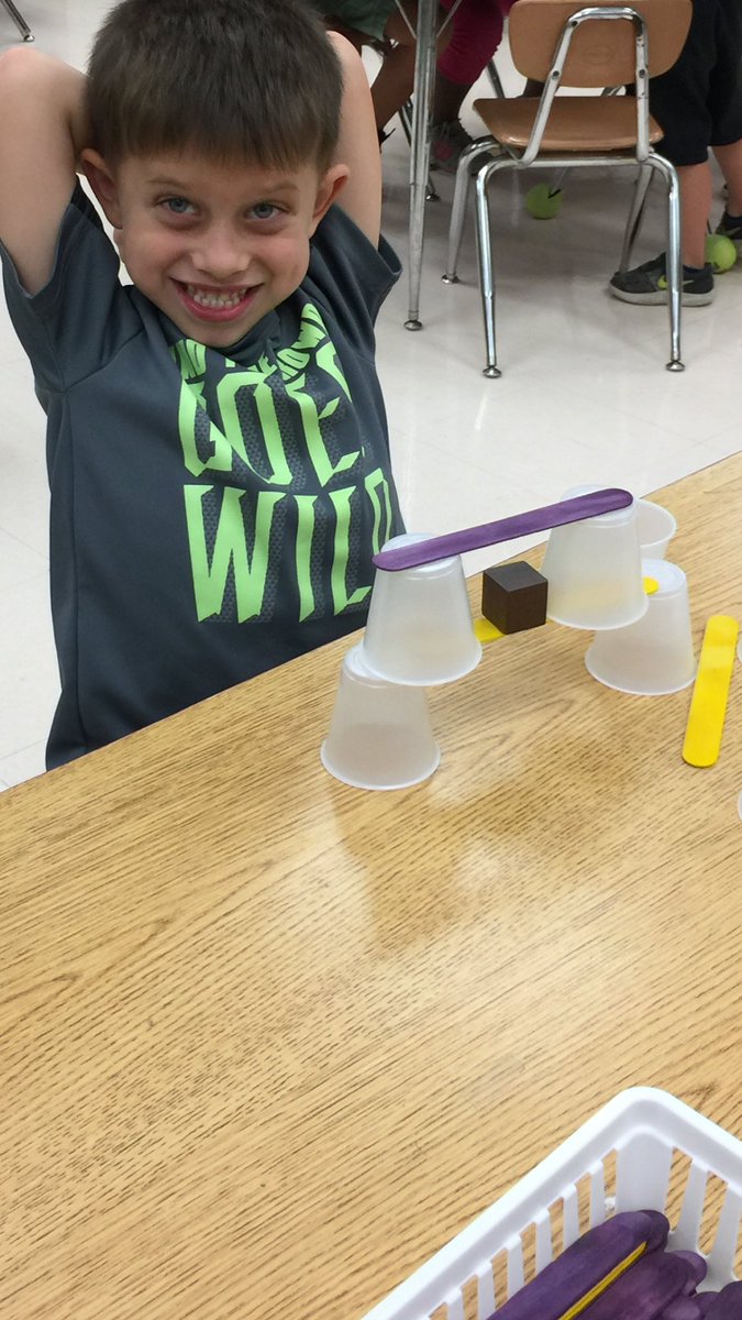 crnjrdn's tweet image. PreK engineers in action @vcsvpk #vcssummer #STEM