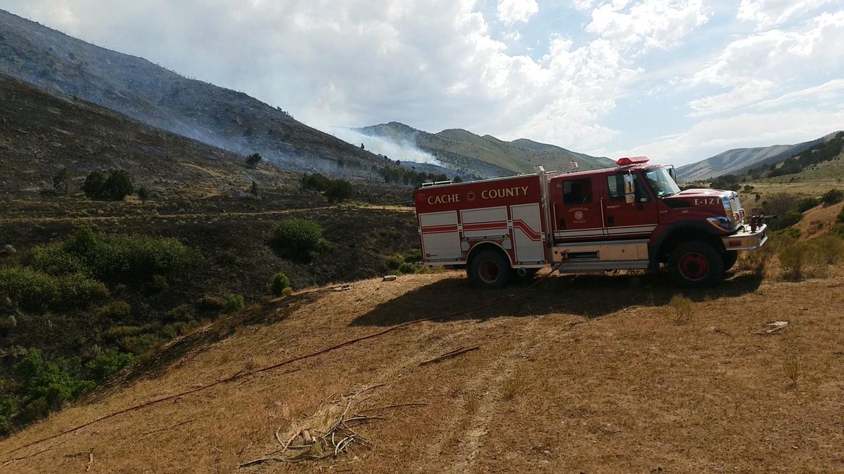 northloganfire's tweet image. North Logan and Cache County personnel are on station at the Rough Canyon Fire. #BucketWork #StructurePro