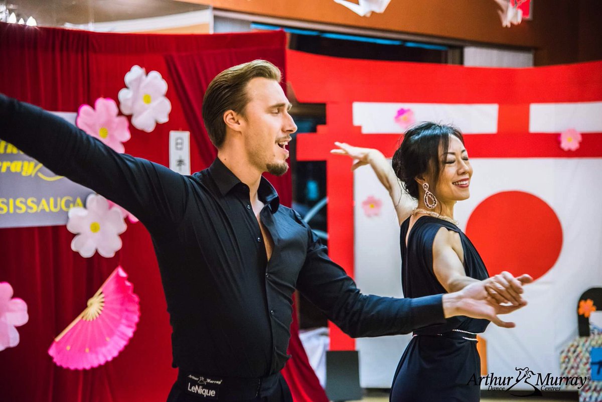 ArthurMurrays's tweet image. Sometimes in life confusion tends to arise and only the dialogue of dance seems to make sense. ✨☎️ : 905-507-1921  #AMLifeStyle #arthurmurraymississauga #dance