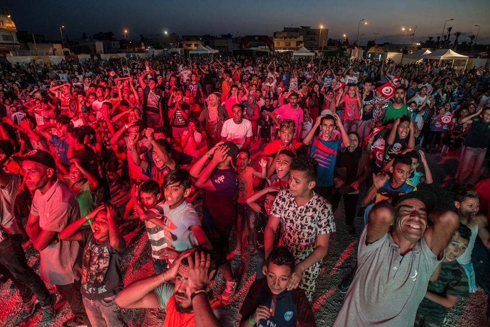 adelazouni's tweet photo. "Zaaaaaaaaaa7 (zut) !

 3ich Tounsi,  Mellassine-Tunis 28 juin 2018. 

Photographie Hamideddine Bouali 🇹🇳

#TUN #WorldCup #تونس_بنما https://t.co/Qo3lhSr0gy